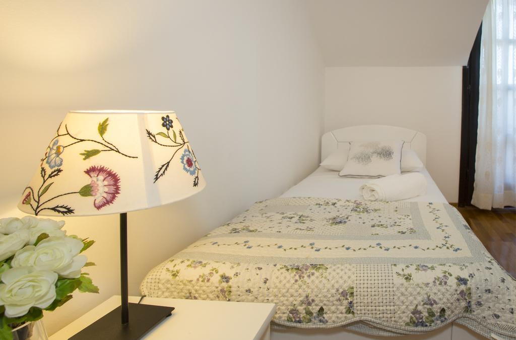 Vikendica Holiday Home Marjan *